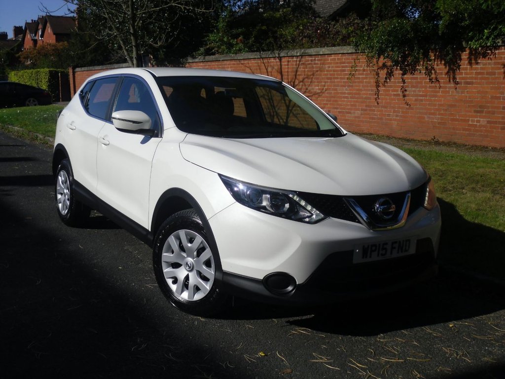 View our NISSAN QASHQAI