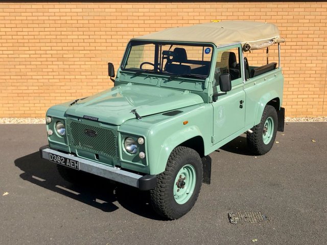 1986 D Land Rover 90 Defender // 300tdi // Heritage // Export // Px swap