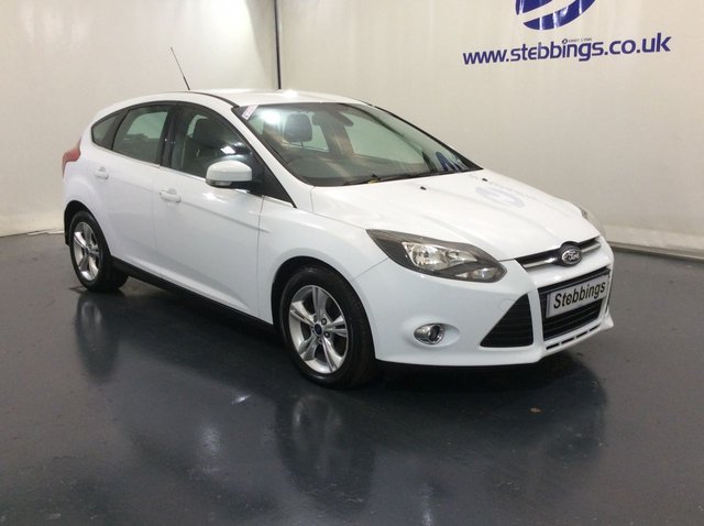 2013 63 FORD FOCUS 2.0 ZETEC TDCI 5d 139 BHP **AUTOMATIC**
