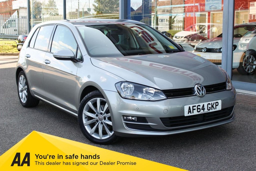 View our VOLKSWAGEN GOLF