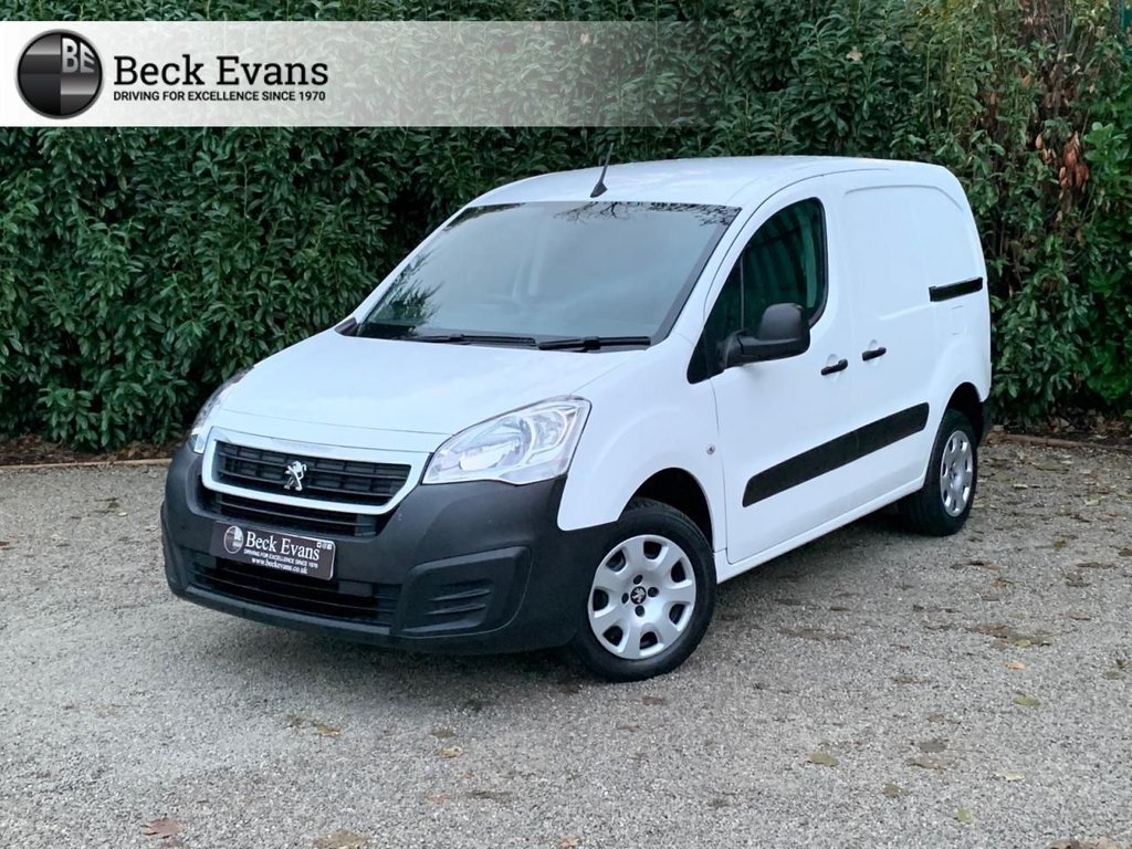 View our PEUGEOT PARTNER