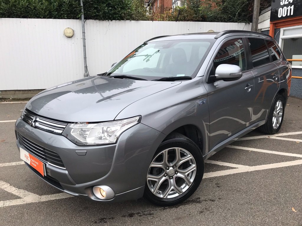 View our MITSUBISHI OUTLANDER