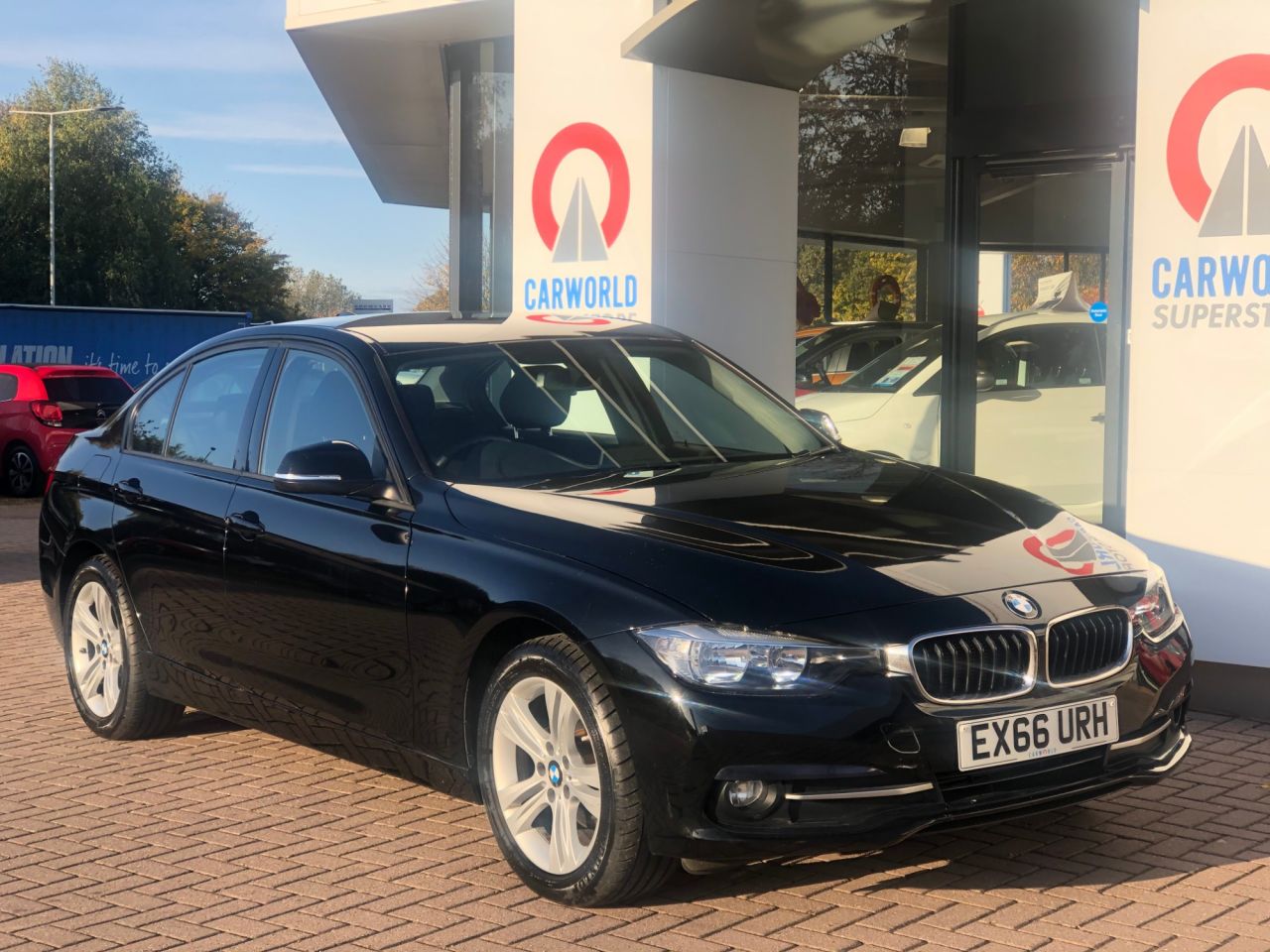 View our BMW 3 SERIES