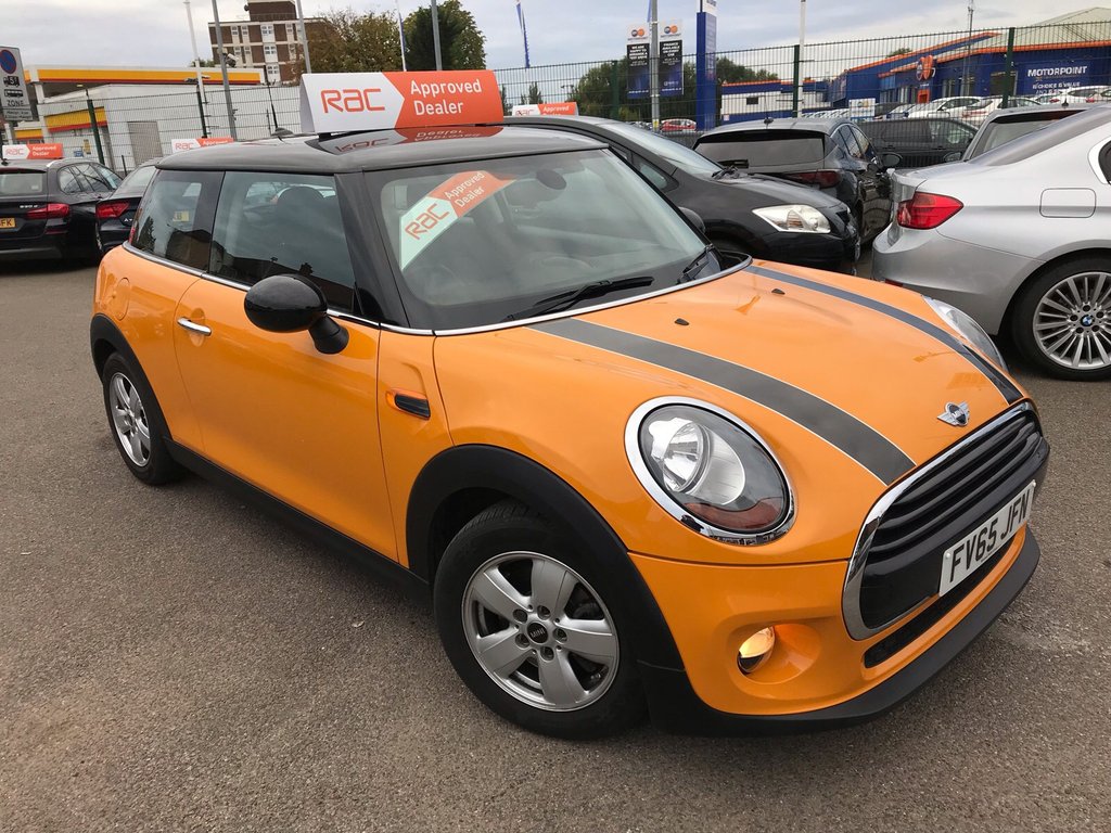 View our MINI HATCH COOPER