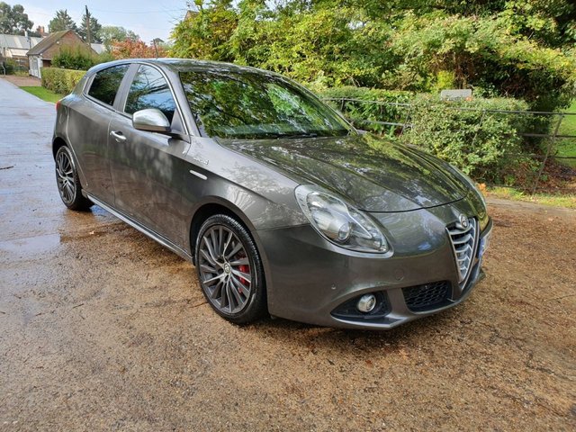 2014 64 Alfa Romeo Giulietta 2.0 JTDM-2 SPORTIVA NAV TCT 5d AUTO 175 BHP