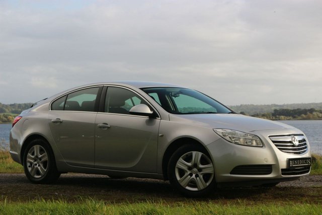 2010 10 Vauxhall Insignia 2.0 EXCLUSIV NAV CDTI ECOFLEX 5d 157 BHP