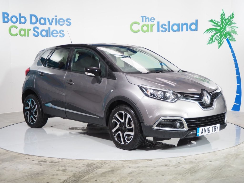 View our RENAULT CAPTUR