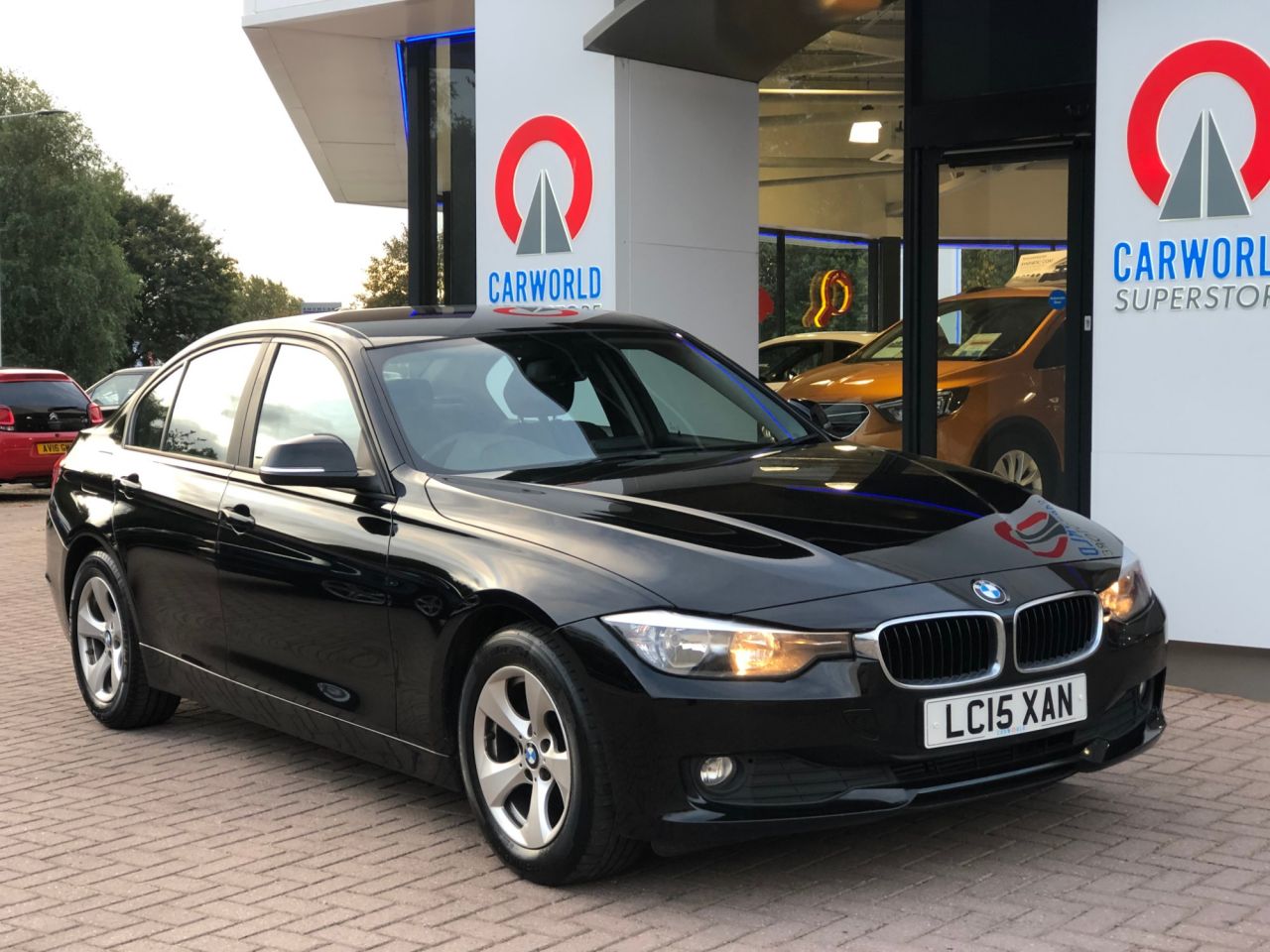 View our BMW 3 SERIES