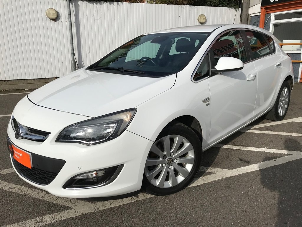 View our VAUXHALL ASTRA