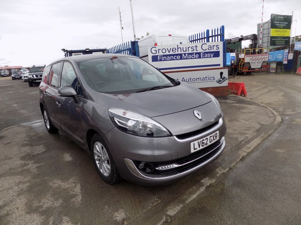 View our RENAULT GRAND SCENIC