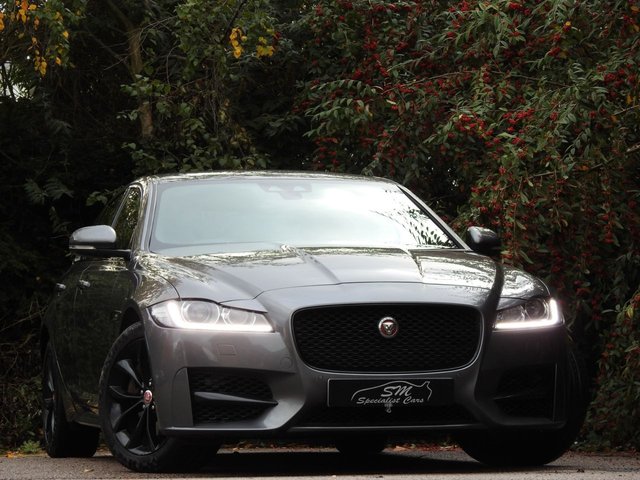 2016 66 Jaguar Xf 2.0 R-SPORT 4d AUTO 180 BHP