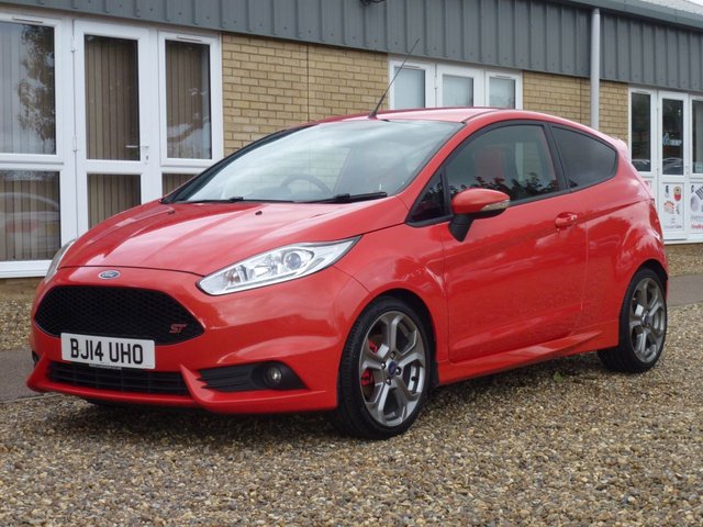 2014 14 Ford Fiesta 1.6 ST-2 3d 180 BHP