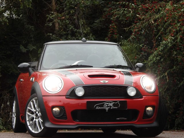 2009 09 MINI Convertible 1.6 JOHN COOPER WORKS 2d 208 BHP