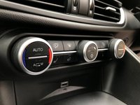 USED 2018 18 ALFA ROMEO GIULIA 2.0 TB VELOCE 4d AUTO 300 BHP LOW MILEAGE VELOCEFOGLIO