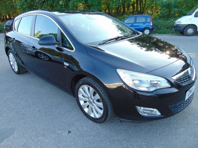 2011 11 Vauxhall Astra 1.6i 16V SE 5dr
