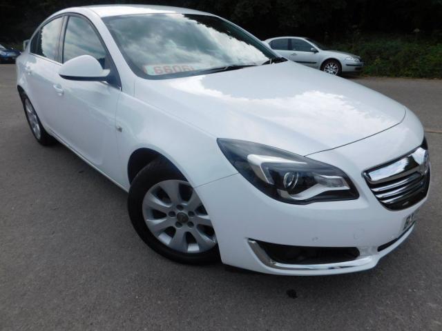 2015 15 Vauxhall Insignia EMERG-Y SERV CDT 2.0 CDTI Energy Hathcback 5 Door Diesel Auto (139g/km,128bhp) EX FLEET+FULL