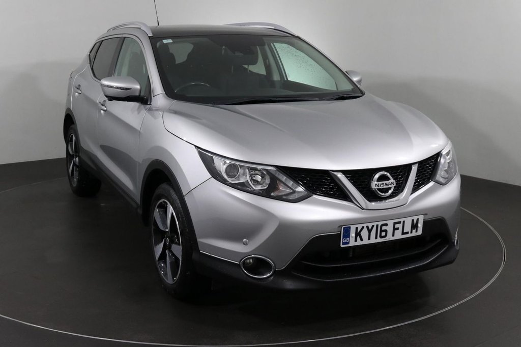 View our NISSAN QASHQAI
