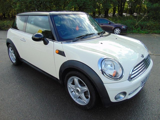 2008 08 MINI Hatch Cooper 2008 Hatchback