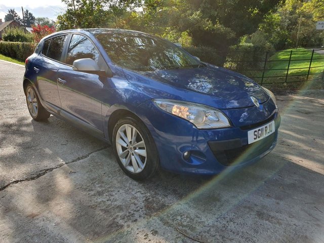 2011 11 Renault Megane 1.6 I-MUSIC VVT 5d 100 BHP