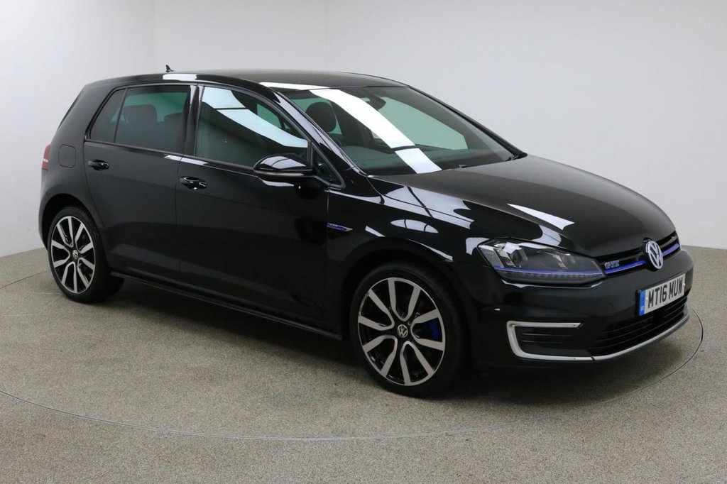 View our VOLKSWAGEN GOLF