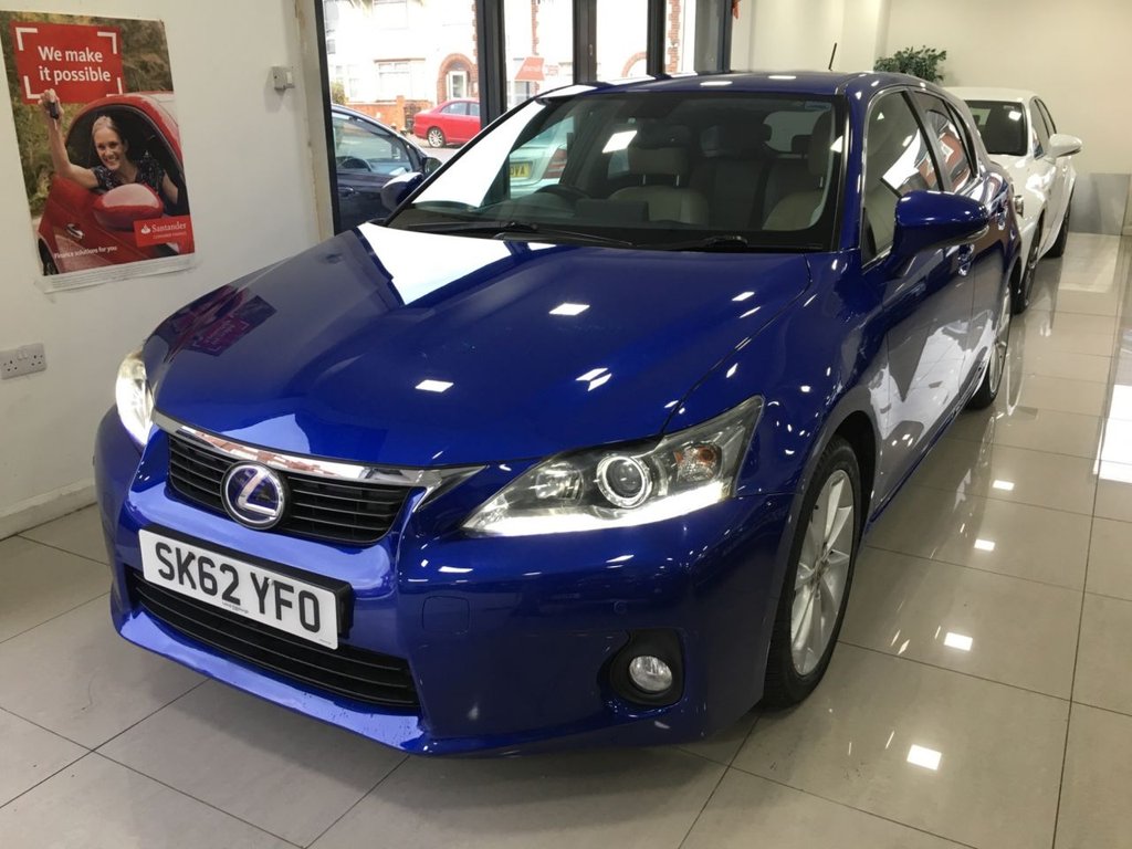 View our LEXUS CT
