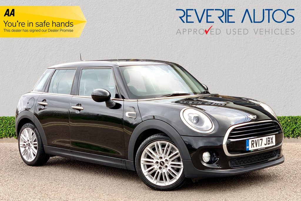View our MINI HATCH COOPER