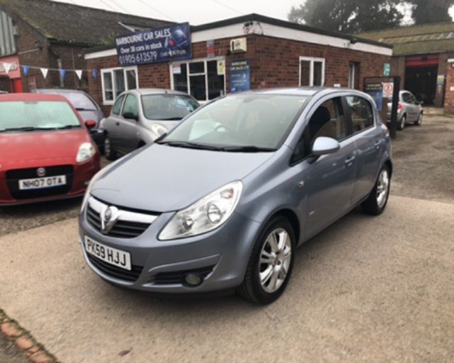 2009 59 Vauxhall Corsa 1.4 DESIGN 16V 5d 90 BHP