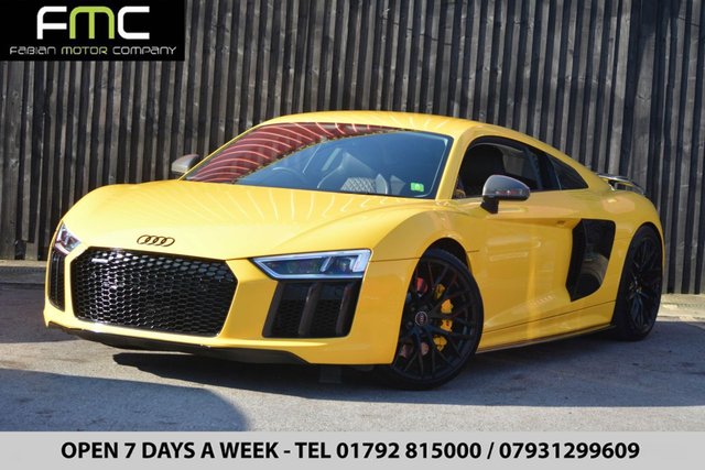 2016 Audi R8 5.2 V10 QUATTRO 2d AUTO 533 BHP