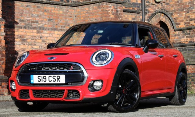2015 15 MINI Hatch Cooper 2.0 COOPER S 5d AUTO 189 BHP [ JCW CHILI PACK ]