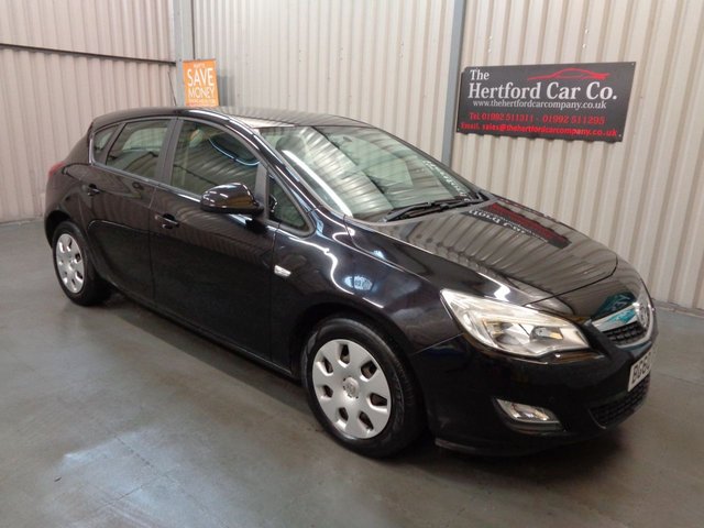 2010 60 Vauxhall Astra 1.6 EXCLUSIV 5d 113 BHP
