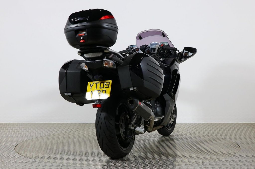 2009 Kawasaki Gtr1400 All Types of Credit Accepted with 32000 miles