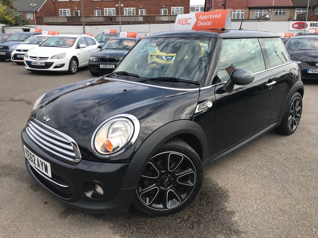 View our MINI HATCH COOPER
