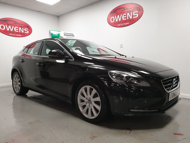 View our VOLVO V40