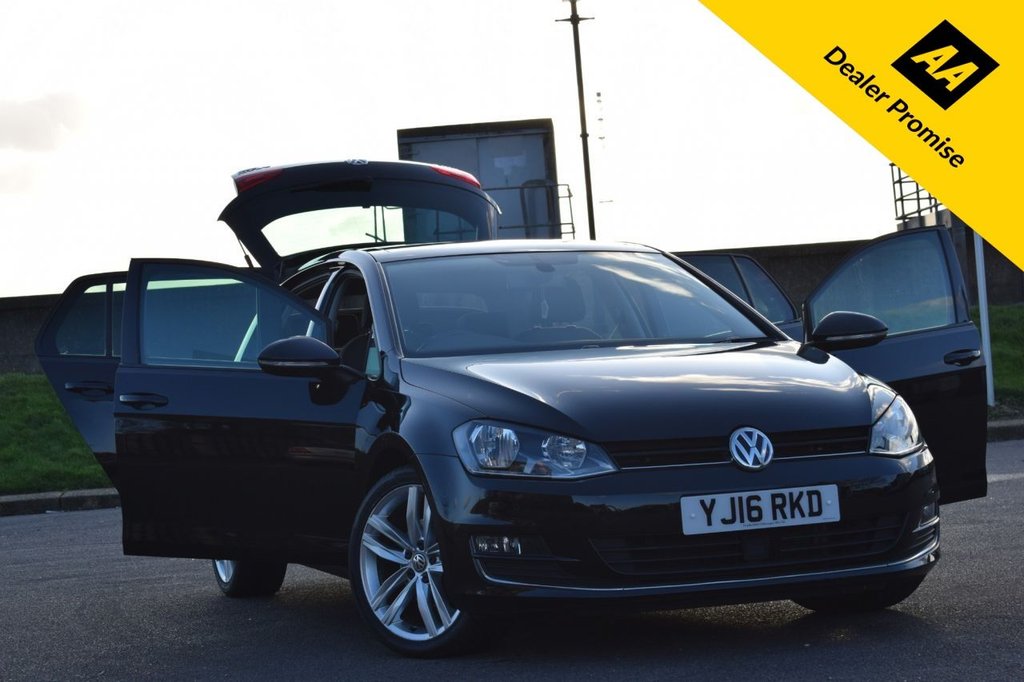 View our VOLKSWAGEN GOLF