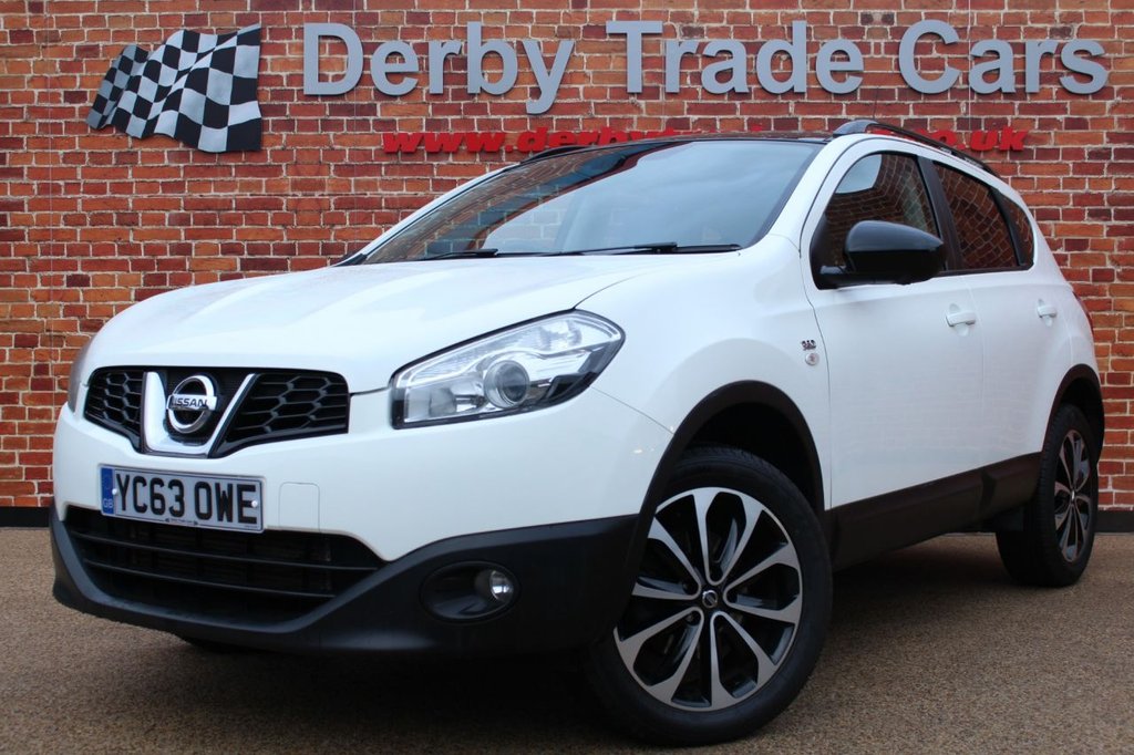 View our NISSAN QASHQAI