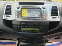 USED 2015 15 TOYOTA HI-LUX 3.0 INVINCIBLE 4X4 D-4D DCB AUTO 169 BHP FULL SERVICE HISTORY ** NO VAT ***