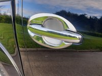 USED 2015 15 TOYOTA HI-LUX 3.0 INVINCIBLE 4X4 D-4D DCB AUTO 169 BHP FULL SERVICE HISTORY ** NO VAT ***