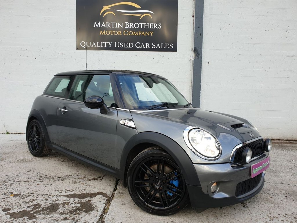 View our MINI HATCH COOPER