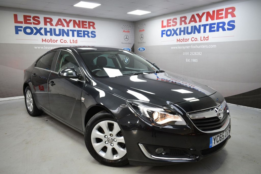 View our VAUXHALL INSIGNIA