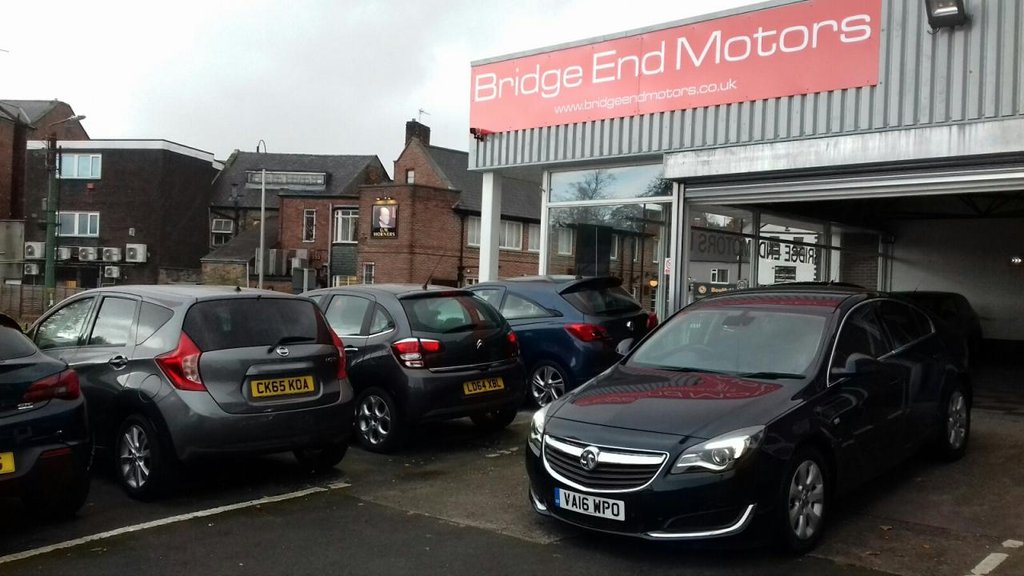 View our VAUXHALL INSIGNIA
