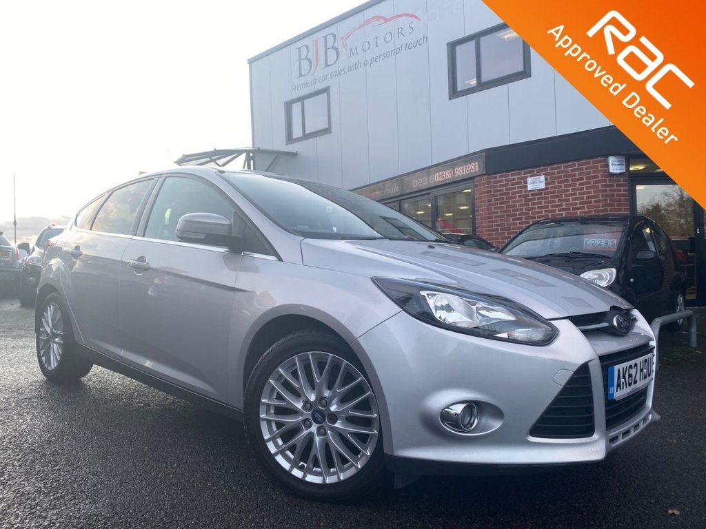 View our FORD FOCUS
