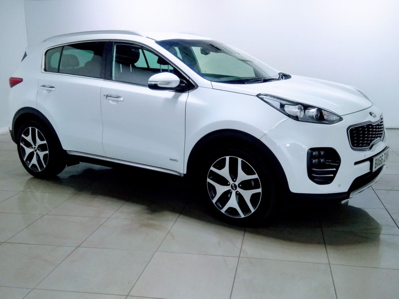 View our KIA SPORTAGE