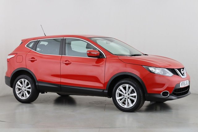 View our NISSAN QASHQAI
