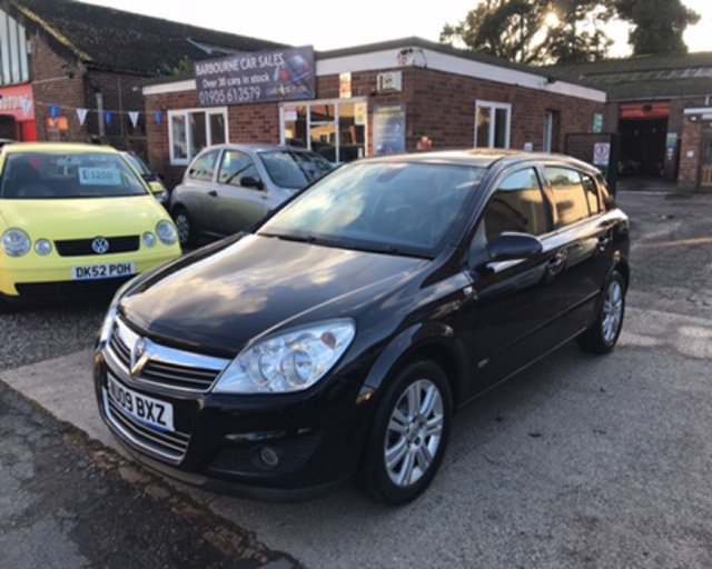 2009 09 VAUXHALL ASTRA 1.8 DESIGN 5d 138 BHP Automatic 80,000 Miles