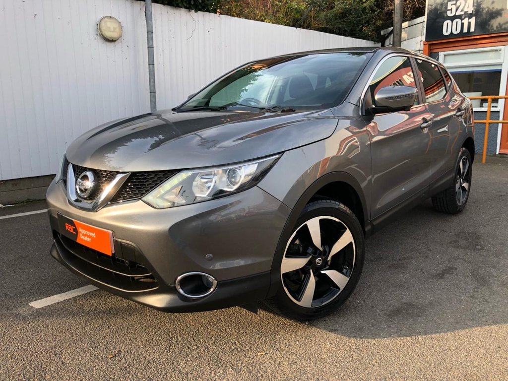 View our NISSAN QASHQAI