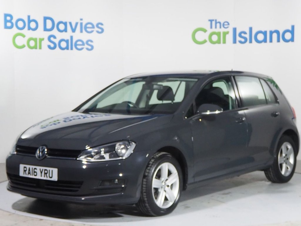 View our VOLKSWAGEN GOLF