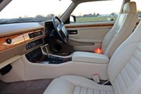 USED 2014 N JAGUAR XJS 4.0 Celebration 2dr Auto *** MOT PASSED INSPECTION ***