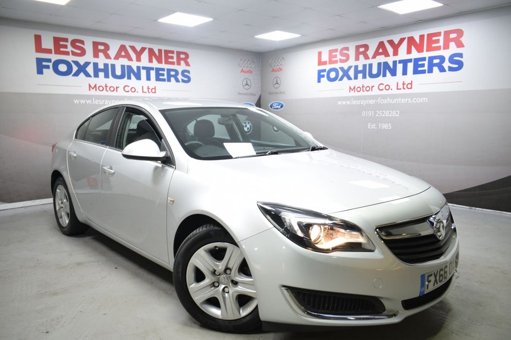 View our VAUXHALL INSIGNIA