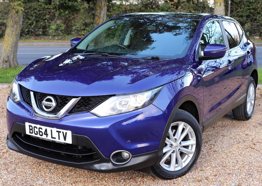 View our NISSAN QASHQAI