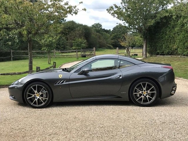 View our FERRARI CALIFORNIA